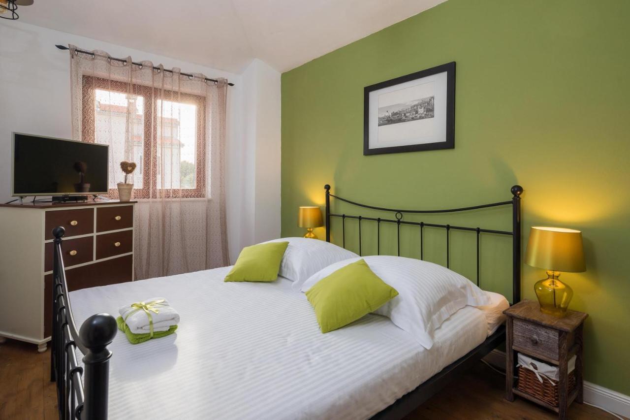 Villa Sunshine Рогозница Екстериор снимка